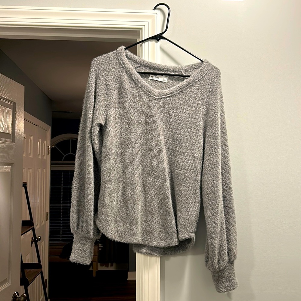Hollister sweater